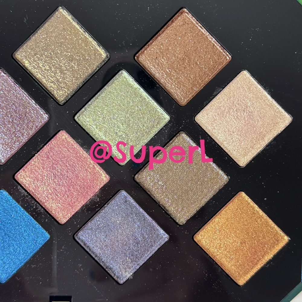 NEW Fenty Beauty By Rihanna Limited Edition Galaxy Eyeshadow Eye Shadow Palette - Picture 4 of 13